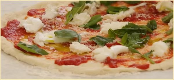 Пицца маргарита - добавляем базилик