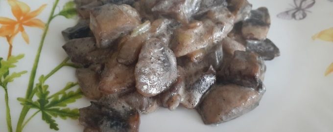 Лесные грибы со сметаной простой рецепт