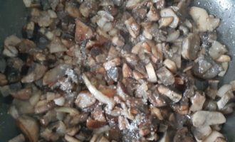 Лесные грибы - добавляем соль